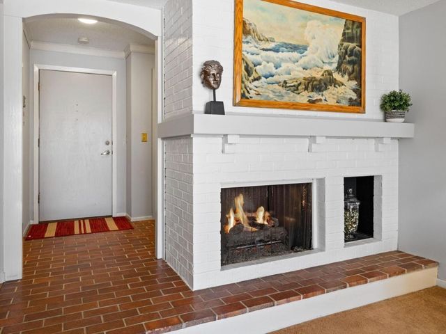 6075 Lincoln Drive 211, Edina, MN 55436