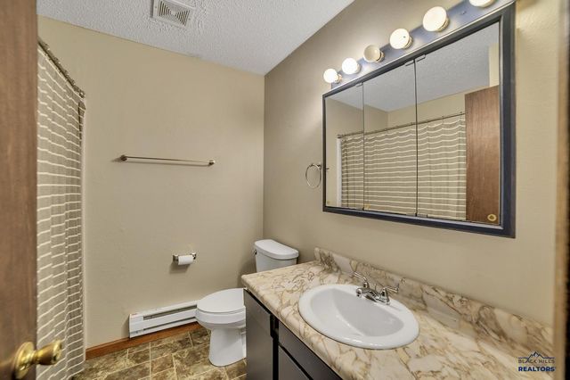 802 ROSILEE LN, Rapid City, SD 57701