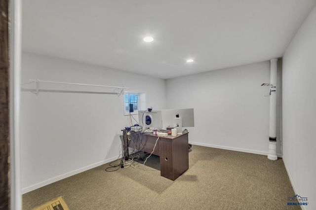 802 ROSILEE LN, Rapid City, SD 57701