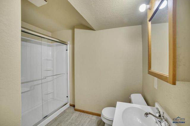 802 ROSILEE LN, Rapid City, SD 57701