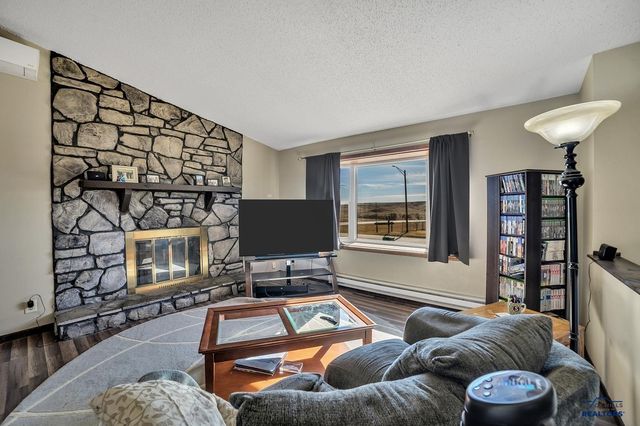 802 ROSILEE LN, Rapid City, SD 57701