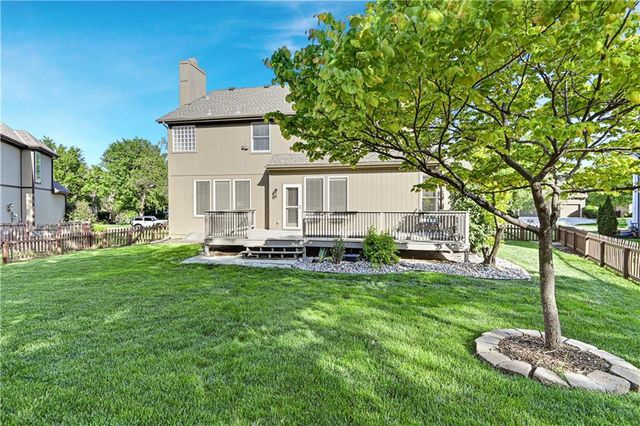 5012 W 163RD Street, Overland Park, KS 66085