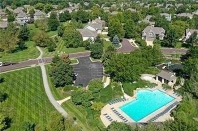 5012 W 163RD Street, Overland Park, KS 66085