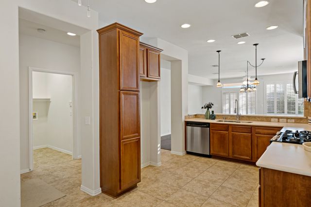 647 Rockledge Court, Frisco, TX 75036