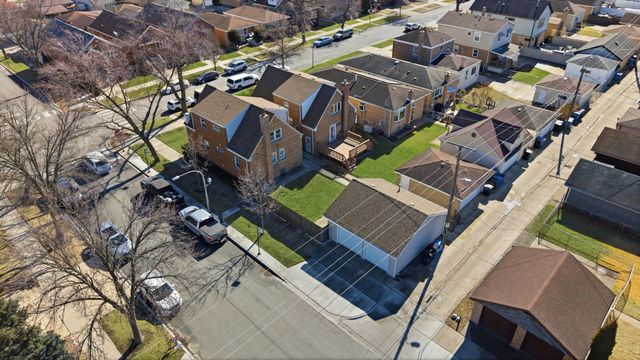 5400 S Nashville Avenue, Chicago, IL 60638