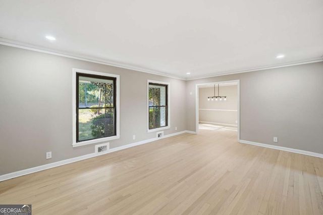 3303 SE Clifton Church Road SE, Atlanta, GA 30316