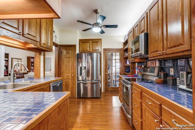 237 Thorain, San Antonio, TX 78212