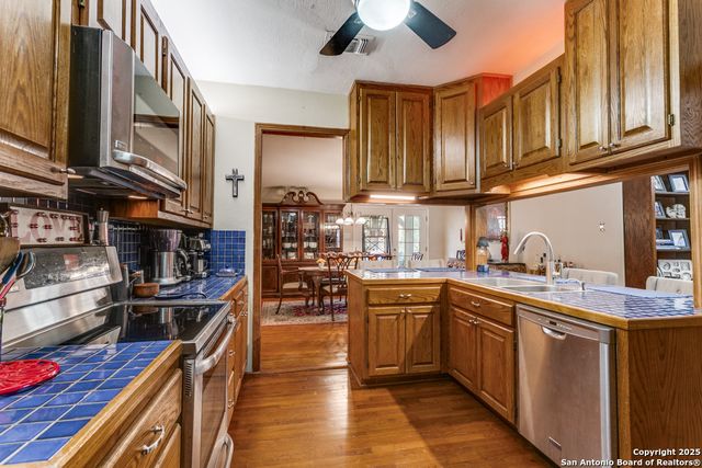 237 Thorain, San Antonio, TX 78212