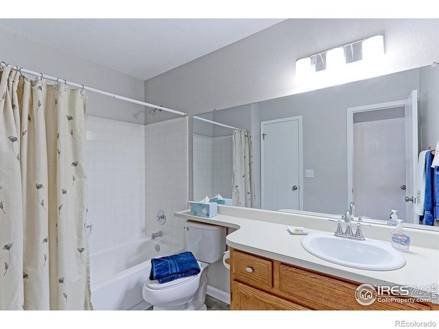 8775 W Cornell Avenue 8, Lakewood, CO 80227