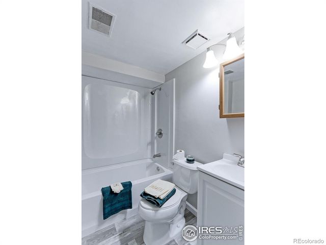 8775 W Cornell Avenue 8, Lakewood, CO 80227