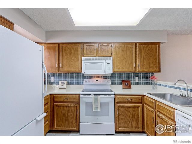 8775 W Cornell Avenue 8, Lakewood, CO 80227