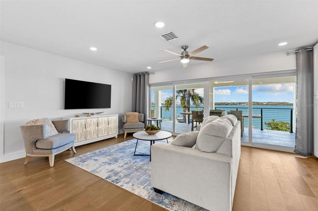 850 BAY POINT DRIVE, Madeira Beach, FL 33708