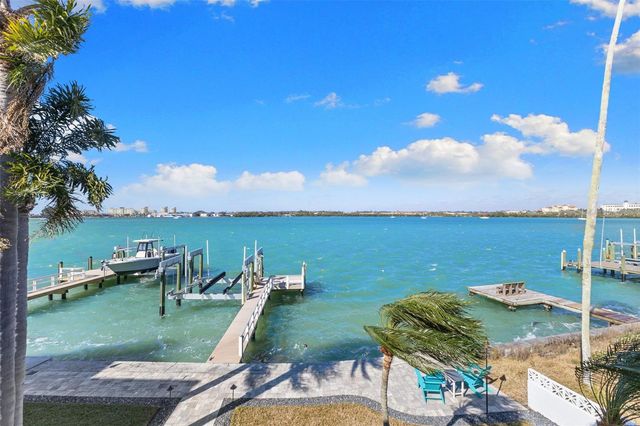 850 BAY POINT DRIVE, Madeira Beach, FL 33708