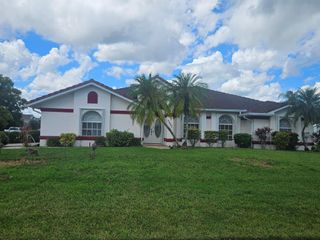 5407 NW Chicopa Street, Port St Lucie, FL 34983
