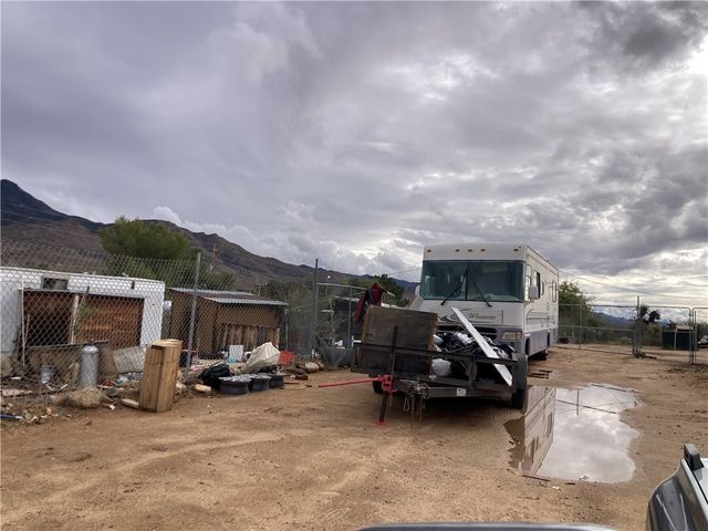 9805 Midnight Street, Chloride, AZ 86431