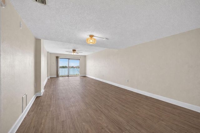 7050 SUNSET DRIVE S 601, South Pasadena, FL 33707