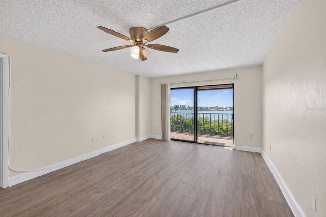 7050 SUNSET DRIVE S 601, South Pasadena, FL 33707