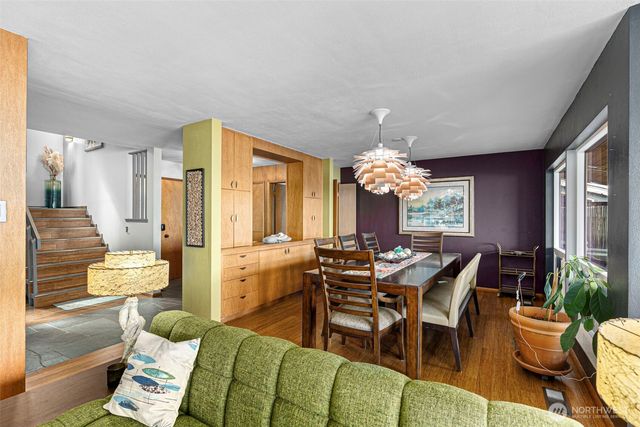 2941 Erlands Beach Loop NW, Bremerton, WA 98312