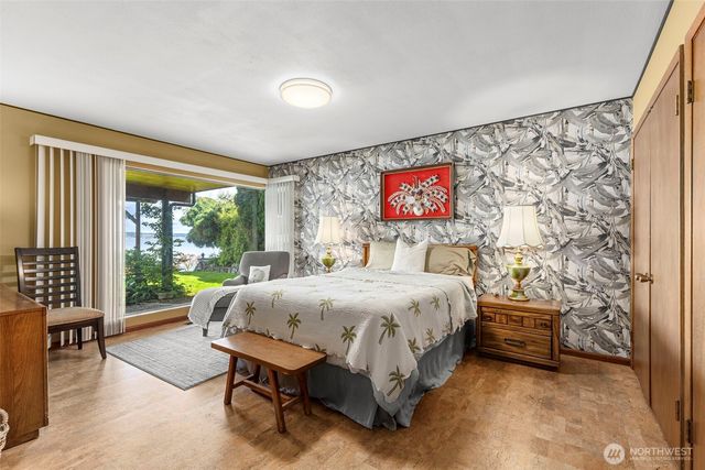 2941 Erlands Beach Loop NW, Bremerton, WA 98312