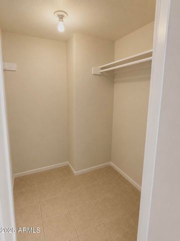 1927 E HAMPTON Avenue 203, Mesa, AZ 85204
