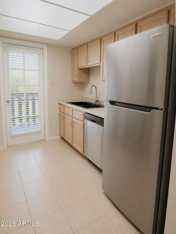 1927 E HAMPTON Avenue 203, Mesa, AZ 85204