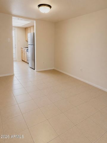 1927 E HAMPTON Avenue 203, Mesa, AZ 85204