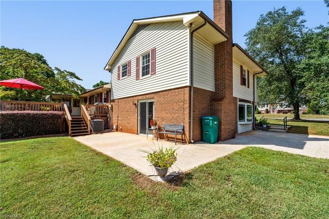 324 Heatherford Drive, Lewisville, NC 27023