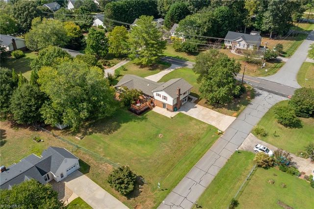 324 Heatherford Drive, Lewisville, NC 27023