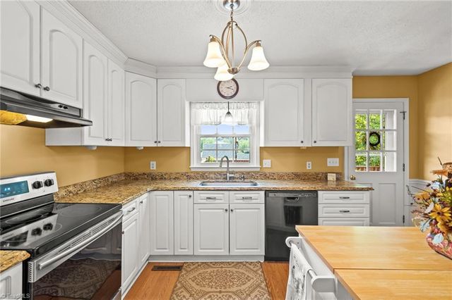 324 Heatherford Drive, Lewisville, NC 27023