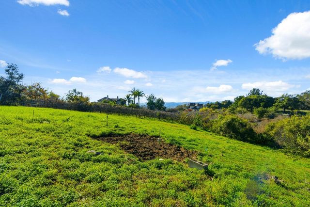 206 Gaffey Road, Watsonville, CA 95076