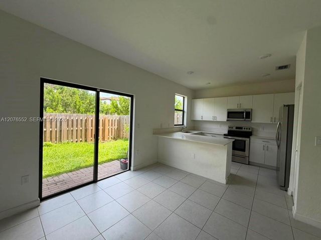 519 NE 208th Terrace, Miami, FL 33179