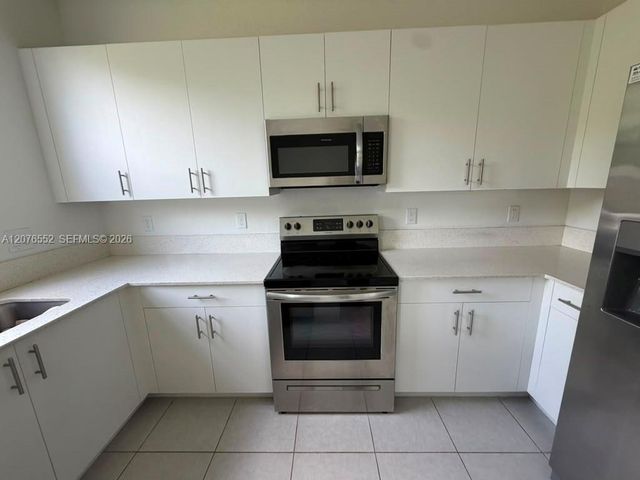 519 NE 208th Terrace, Miami, FL 33179