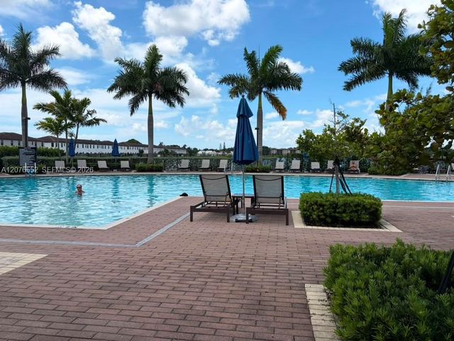 519 NE 208th Terrace, Miami, FL 33179