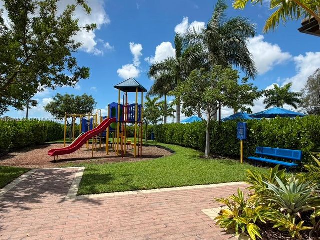 519 NE 208th Terrace, Miami, FL 33179