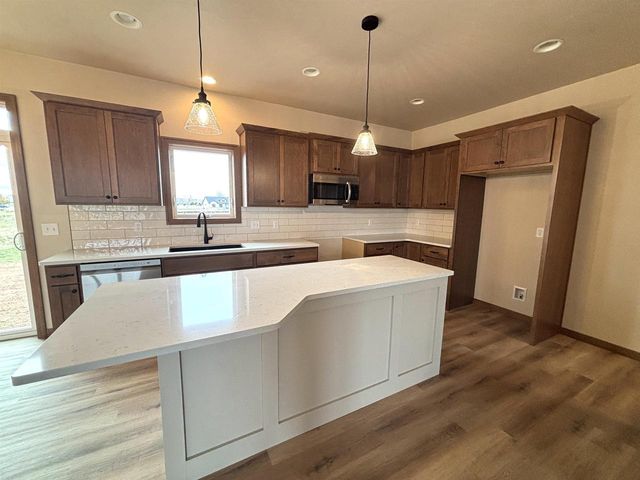 W6538 BREEZY WAY, Appleton, WI 54915