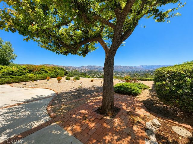 23707 Sandalwood, West Hills, CA 91307