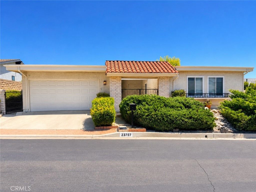 23707 Sandalwood, West Hills, CA 91307