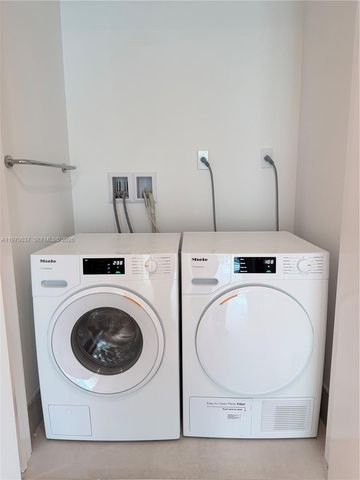 9201 E BAY HARBOR DRIVE 202, Bay Harbor Islands, FL 33154