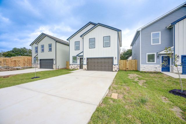 410 N 4th Street, Beasley, TX 77417