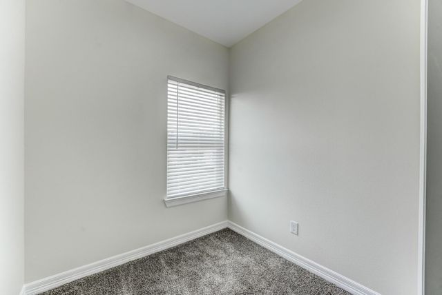 410 N 4th Street, Beasley, TX 77417