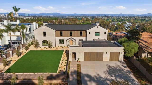 8341 La Jolla Scenic Drive N, La Jolla, CA 92037