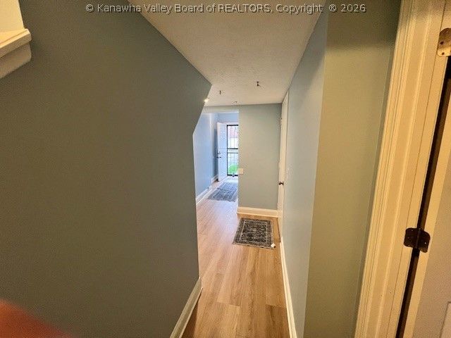 5 Downing Street, Charleston, WV 25301