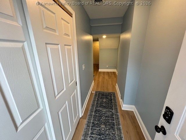 5 Downing Street, Charleston, WV 25301