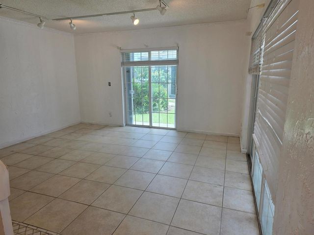 504 Vision Court, Palm Beach Gardens, FL 33418