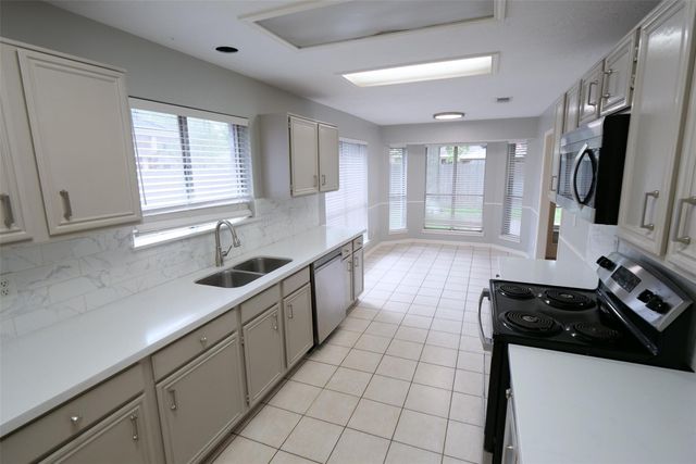 17427 Hamilwood Drive, Houston, TX 77095