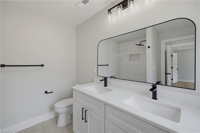 309 Lily Drive, Kernersville, NC 27284