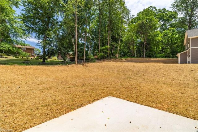 309 Lily Drive, Kernersville, NC 27284