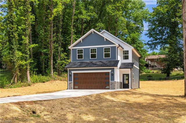 309 Lily Drive, Kernersville, NC 27284