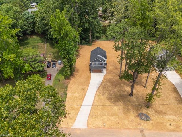 309 Lily Drive, Kernersville, NC 27284