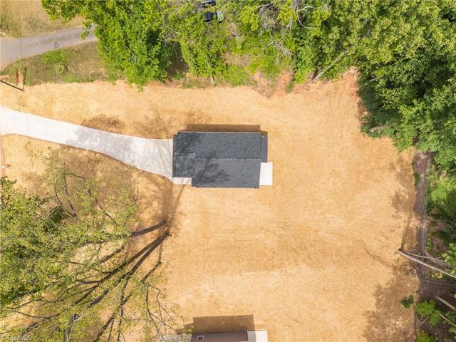 309 Lily Drive, Kernersville, NC 27284